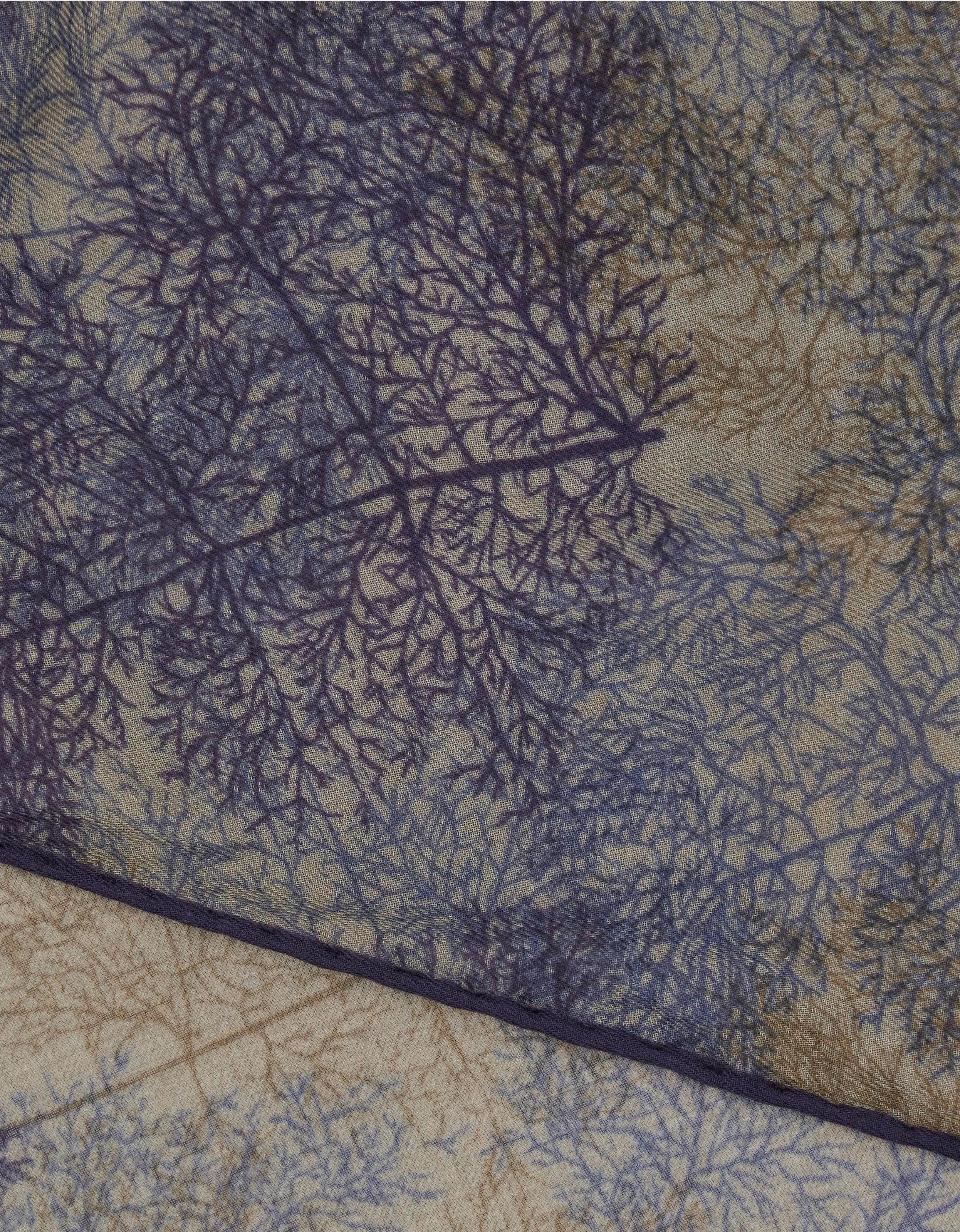 Rombo de fantasía floral azul 