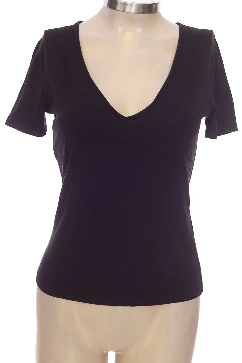 Top / Camiseta color Negro - Bershka
